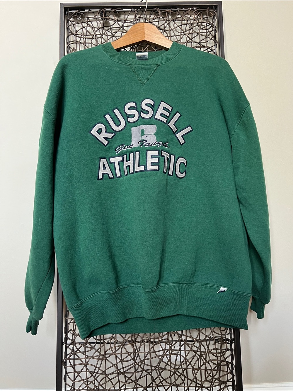 Russell Athletic vintage 90s Y2K crew sweatshirt Get Tough embroider logo USA XL